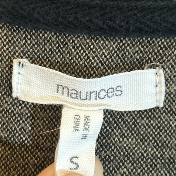 Maurice’s Plaid Blazer Cardigan in with Pockets. Excellent Condition. Size S - Picture 7 of 15